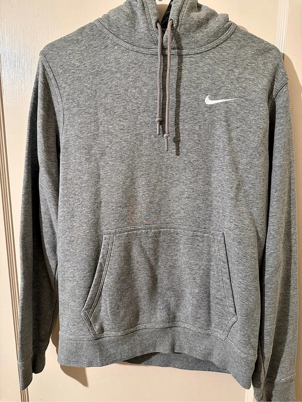 Nike Sportswear Club Fleece Pullover Hoodie Gray S
